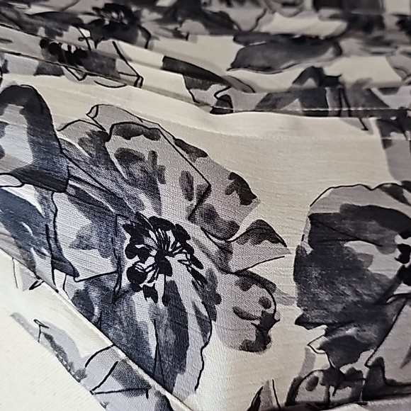 GUC Fun2Fun 3 Button Front Tunic Top 2X - Picture 4 of 6